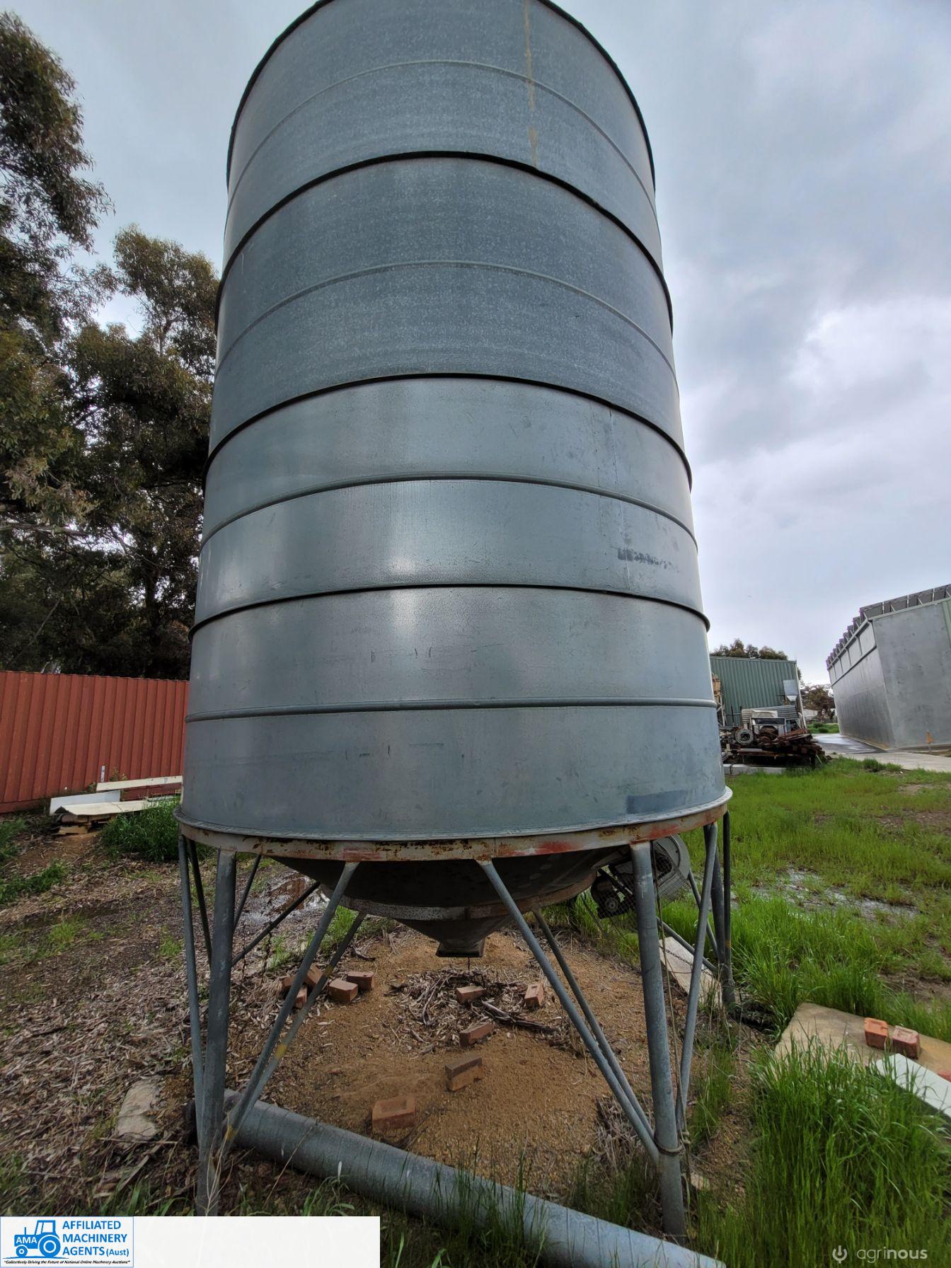 Grain Silo (Marked C) - Serial No. BE5279 - photo 4