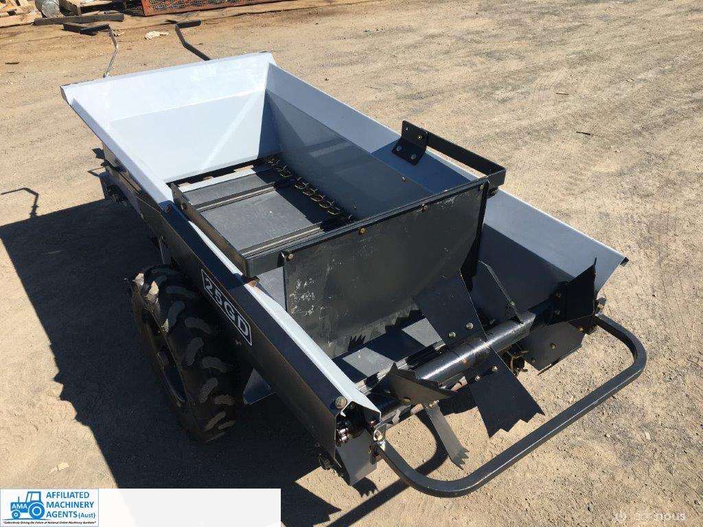 25 cu feet Mulch Spreader. 25 cubic feet Capacity - photo 3