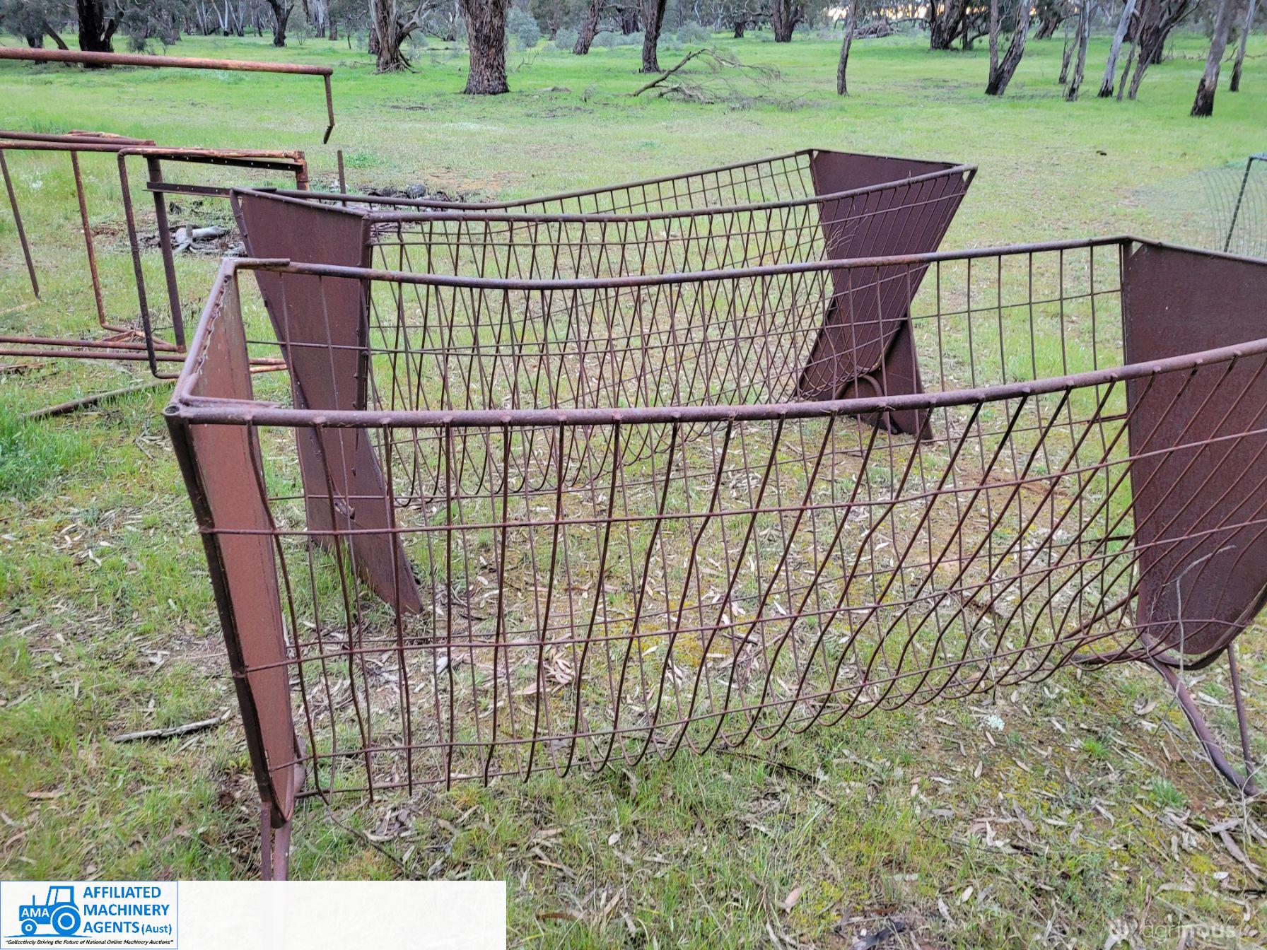 2 x Hay Feed Cradles - photo 4