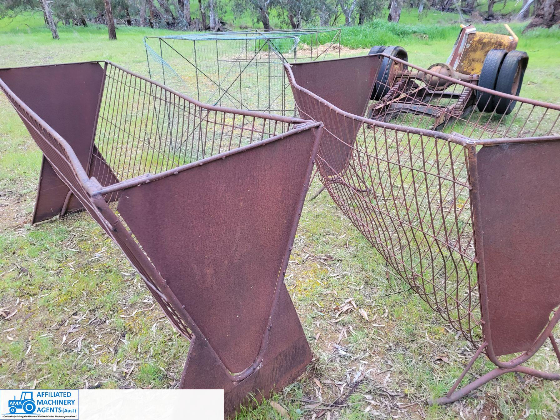 2 x Hay Feed Cradles - photo 3