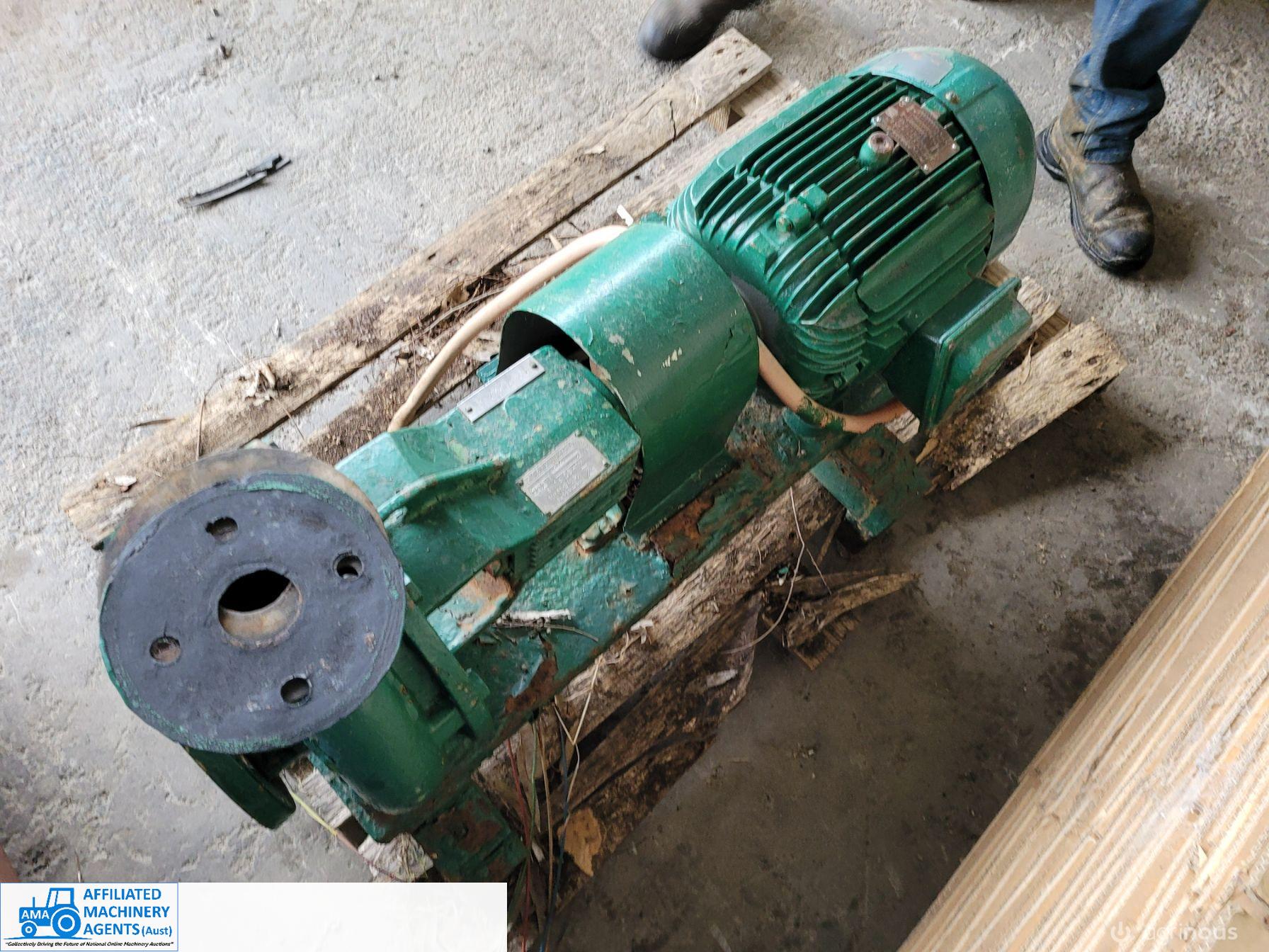 Kelly & Lewis Pump - photo 2