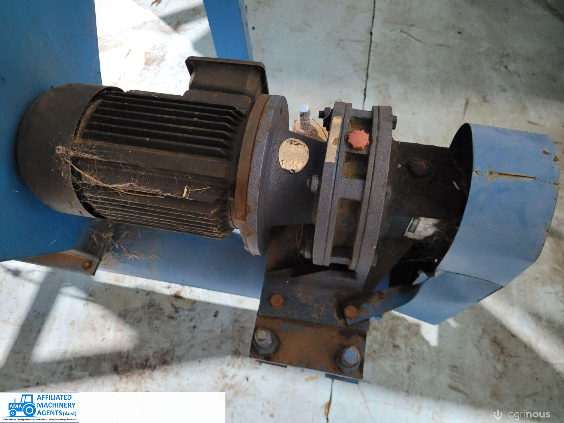 Blue 1/2 ton Hopper - photo 6