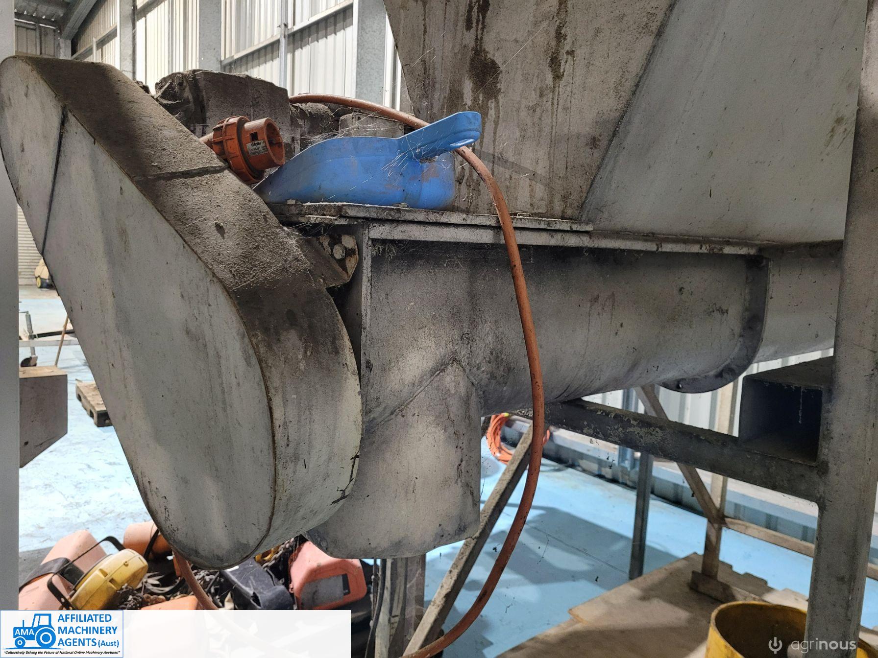 1-1/2 ton Stainless Hopper - photo 7