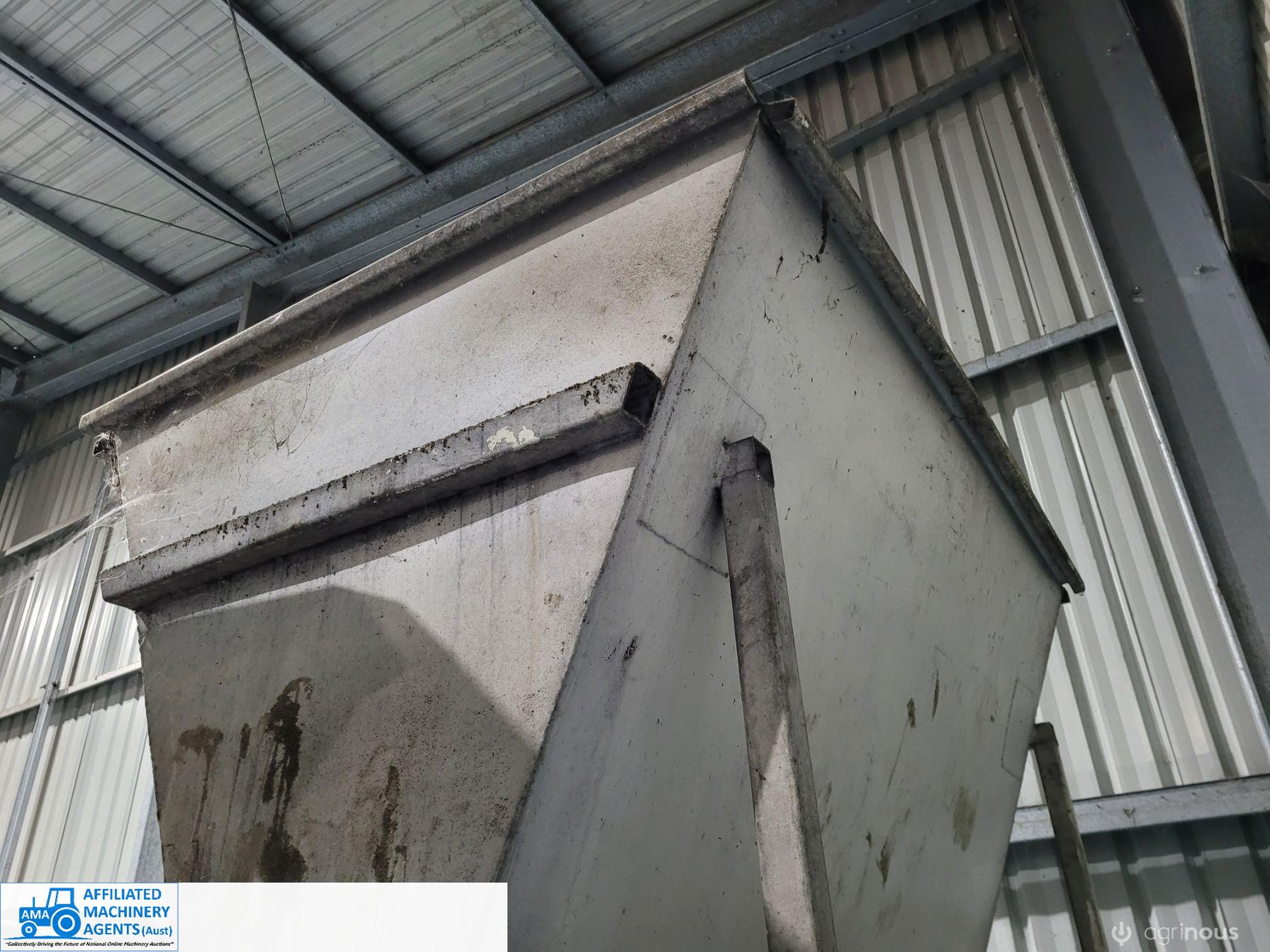 1-1/2 ton Stainless Hopper - photo 2