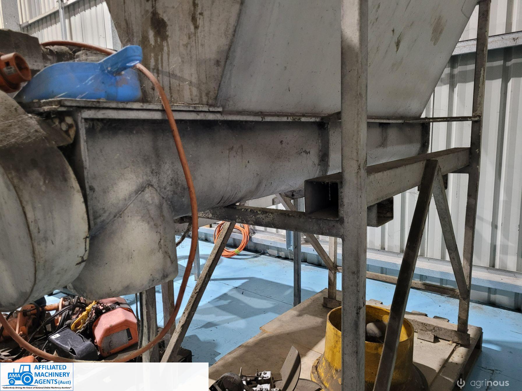 1-1/2 ton Stainless Hopper - photo 6