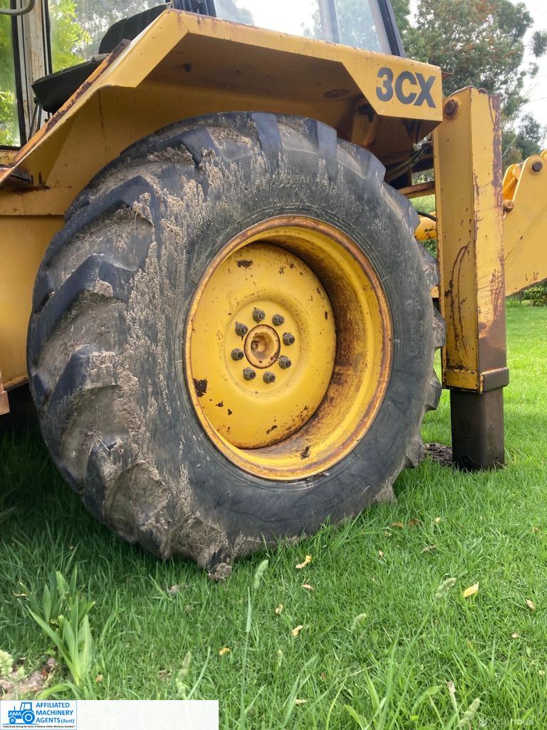 JCB 4x4 - 4 speed shuttle shift - photo 6