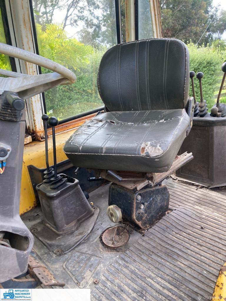 JCB 4x4 - 4 speed shuttle shift - photo 7
