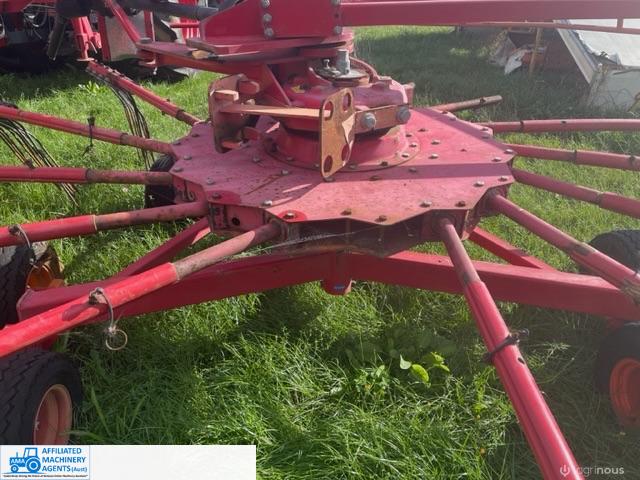 Lely Hay Rake - Hibiscus 1015 Twin Rotary - photo 2