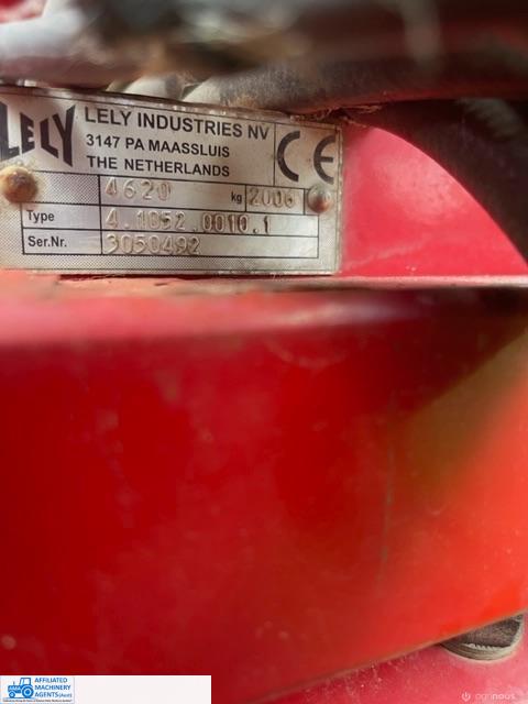 Lely Hay Rake - Hibiscus 1015 Twin Rotary - photo 10