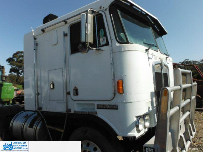Kenworth K100E