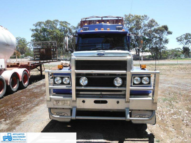 FORD LTL 9000 - photo 6
