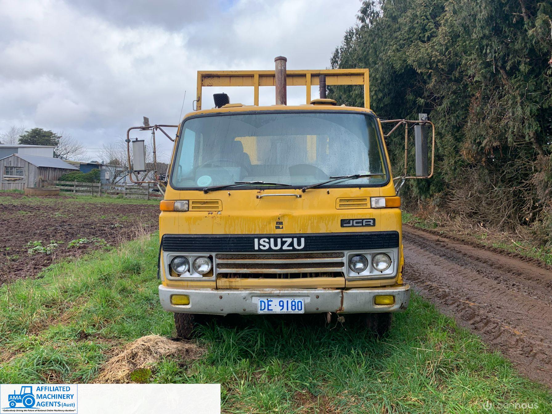 Isuzu Tip Truck - photo 10