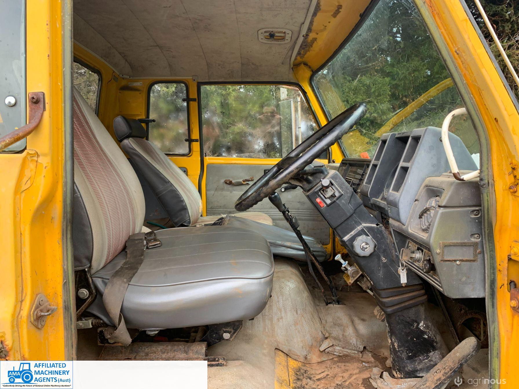 Isuzu Tip Truck - photo 20