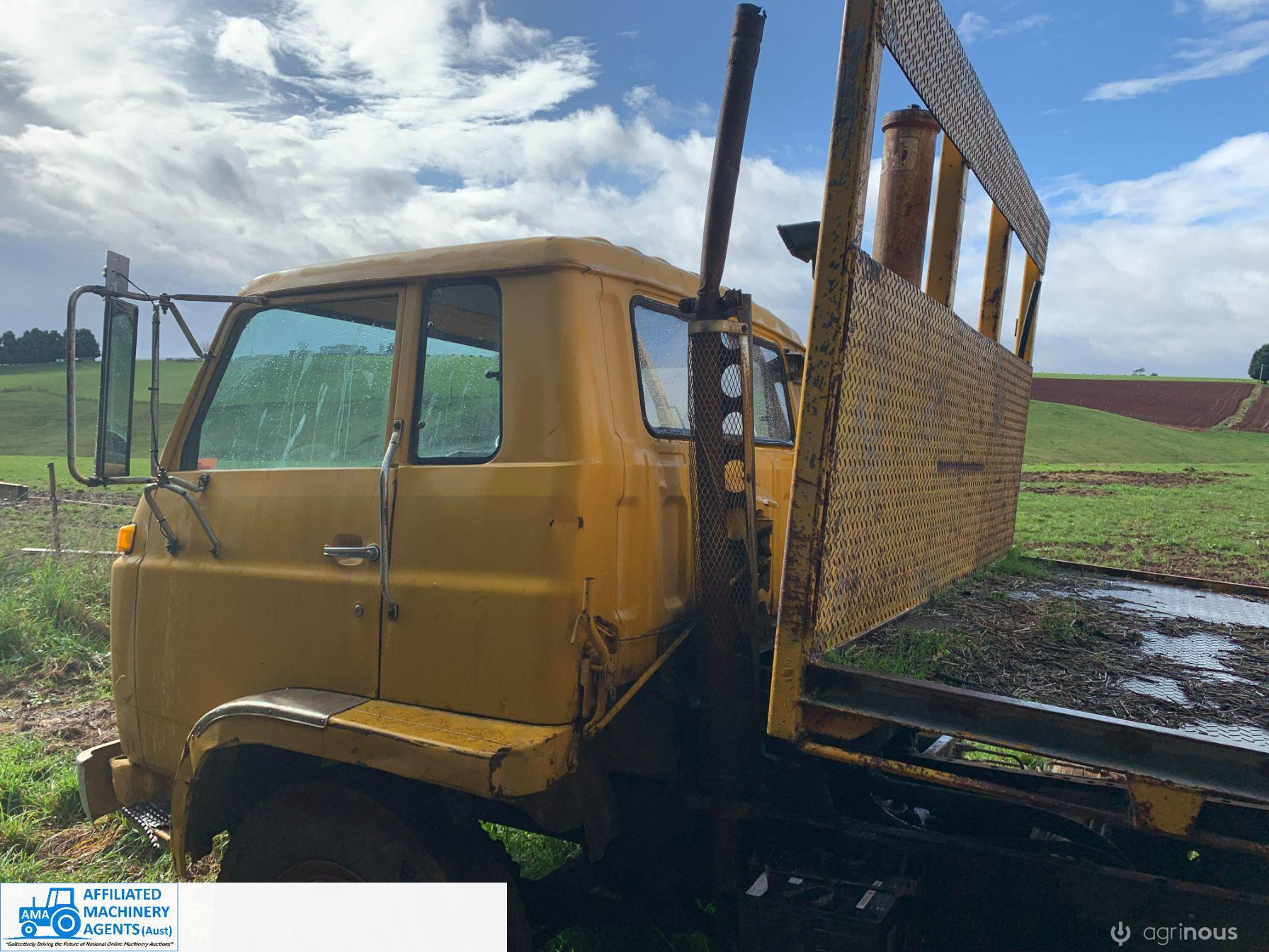 Isuzu Tip Truck - photo 14