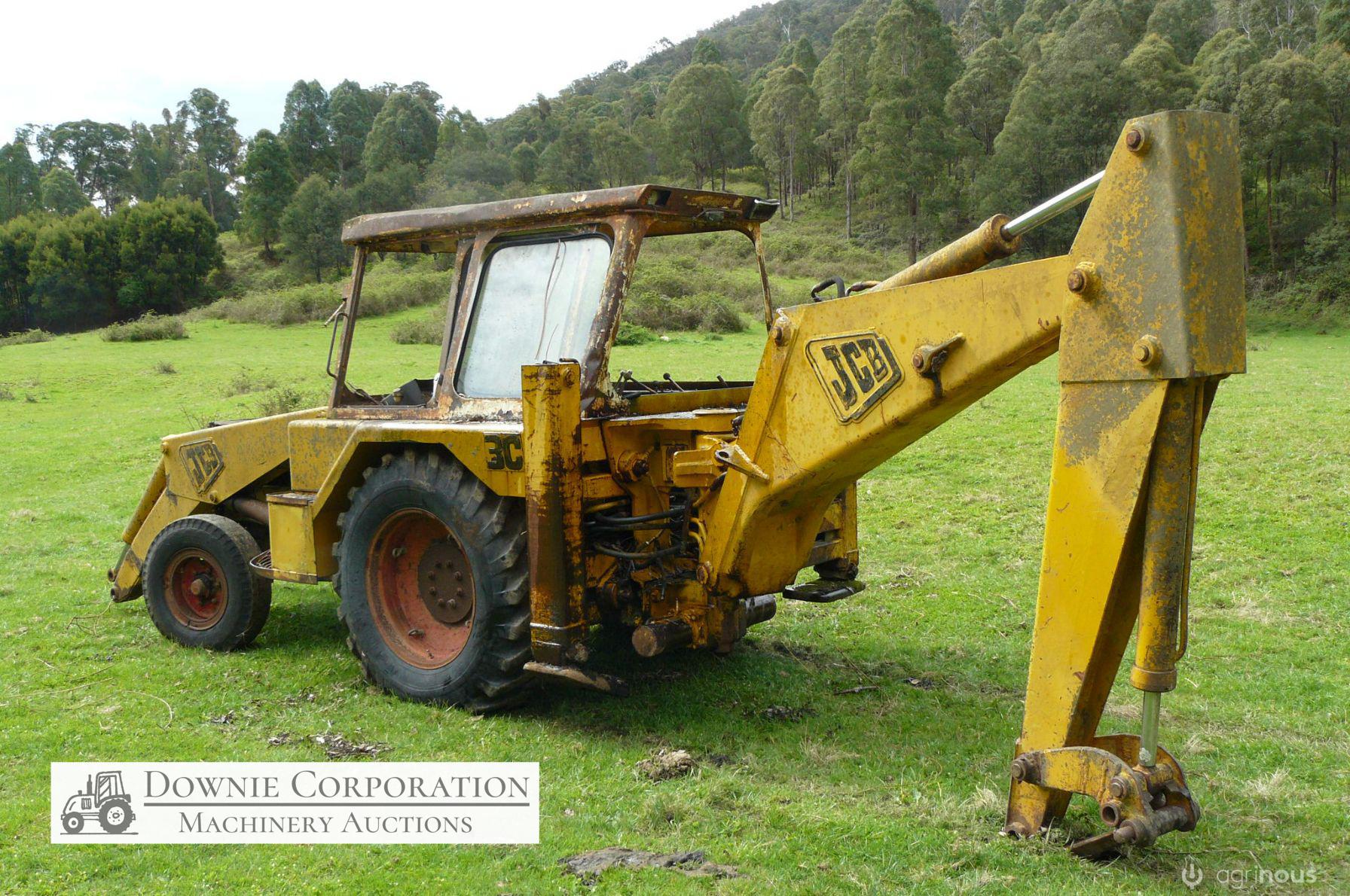 JCB Backhoe (Parts) - photo 6