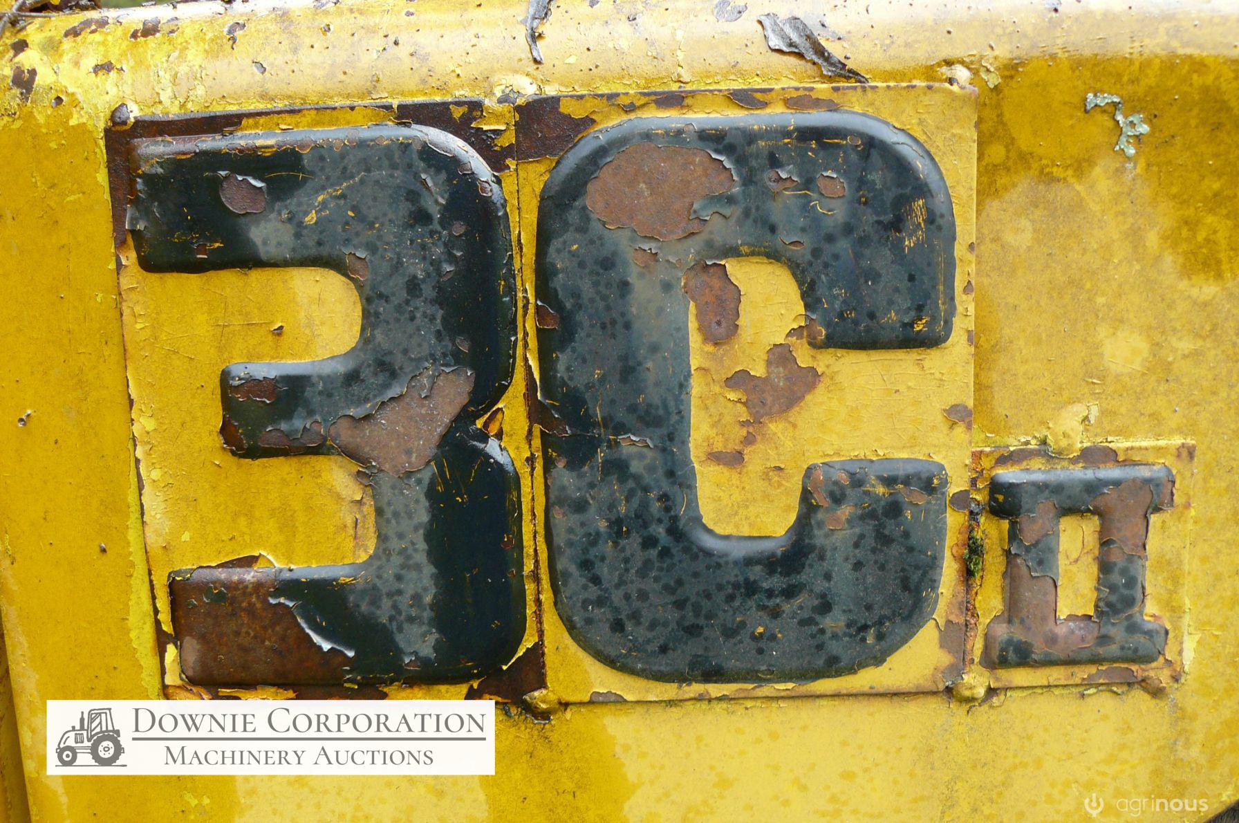 JCB Backhoe (Parts) - photo 2