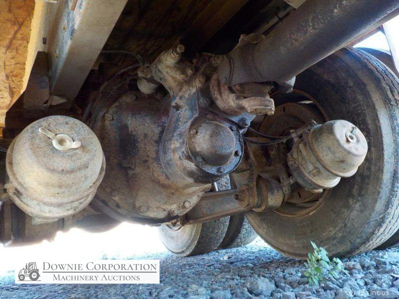 Volvo N10 Turbo Tipper - photo 5