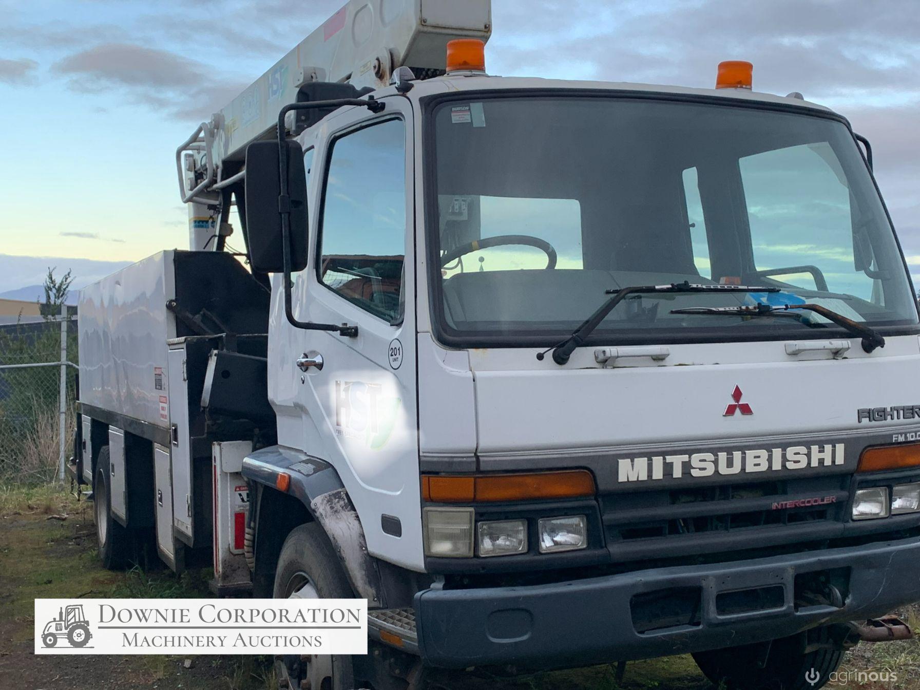 Mitsubishi Fuso Fighter 10 with GMJ Cherry Picker