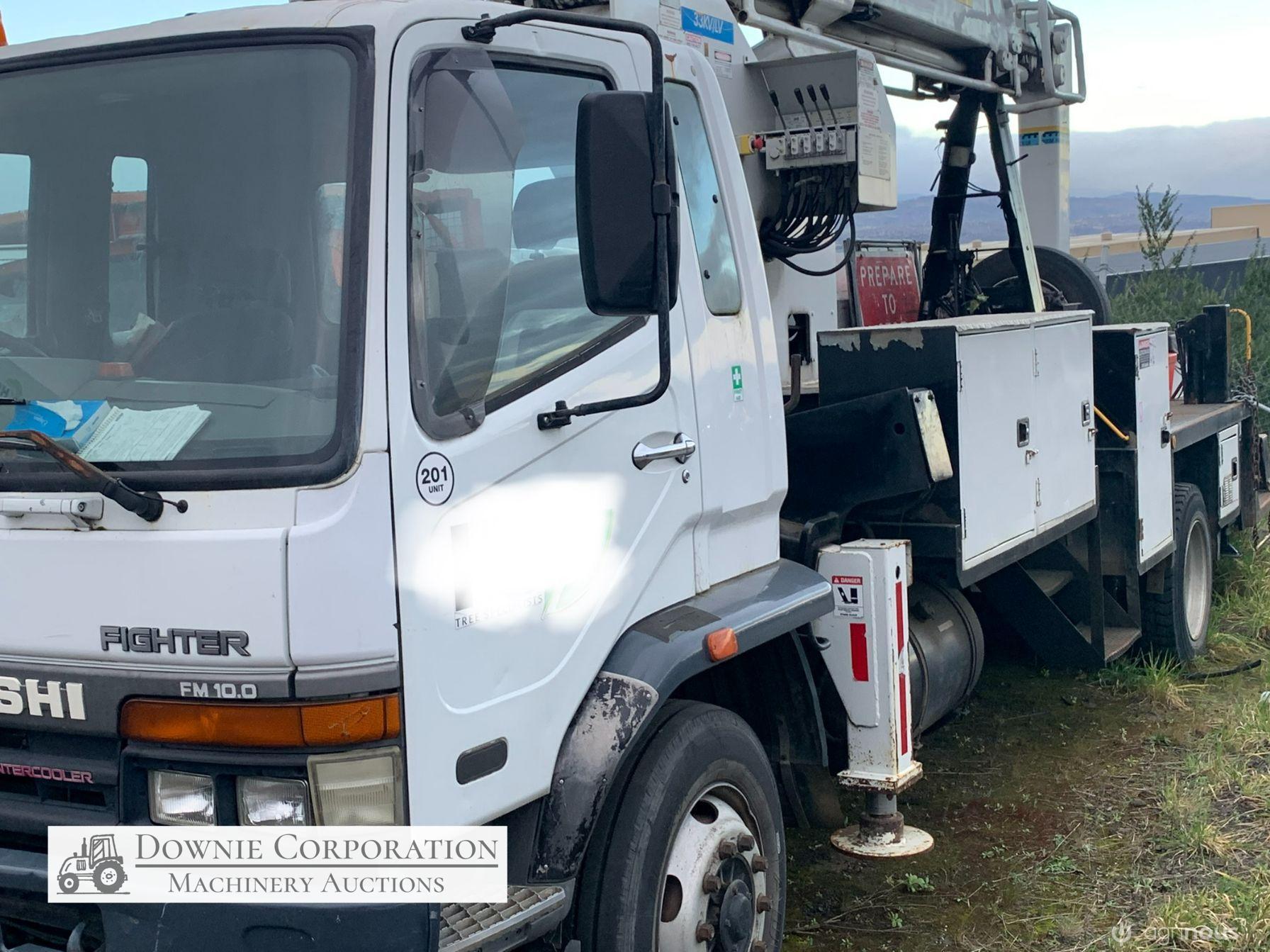 Mitsubishi Fuso Fighter 10 with GMJ Cherry Picker - photo 2