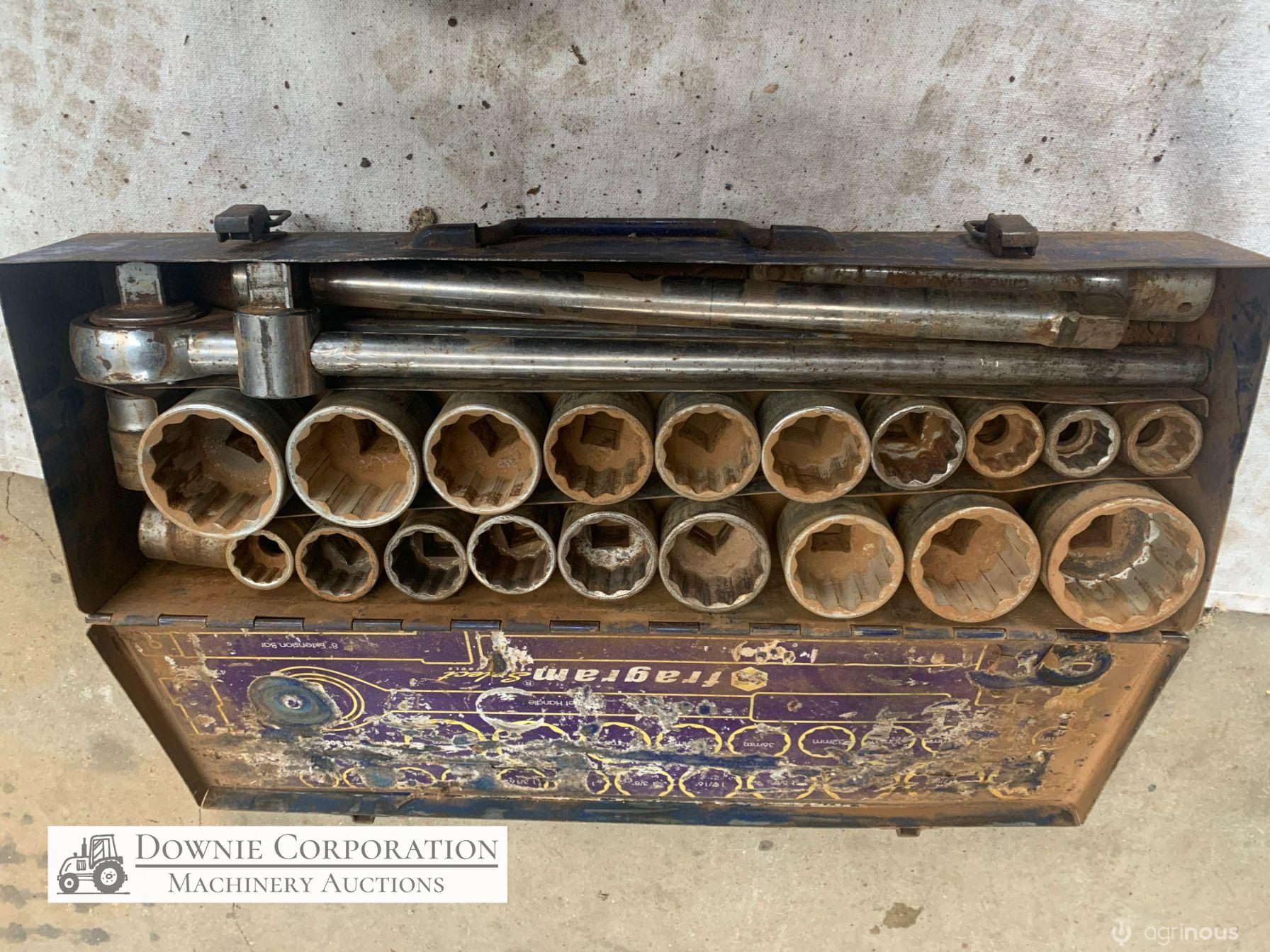 Three quarter drive socket set - photo 3