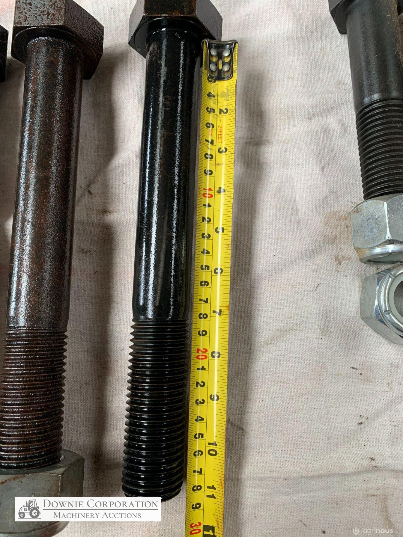 Bolts x5, Washers, Lock nuts - photo 2