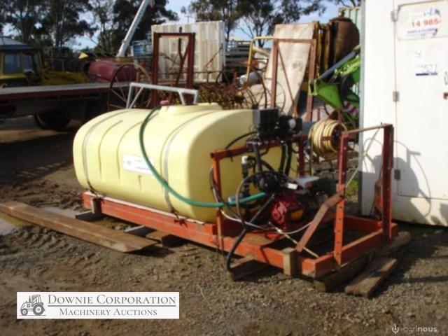 Hardi Spray Tank with Boom