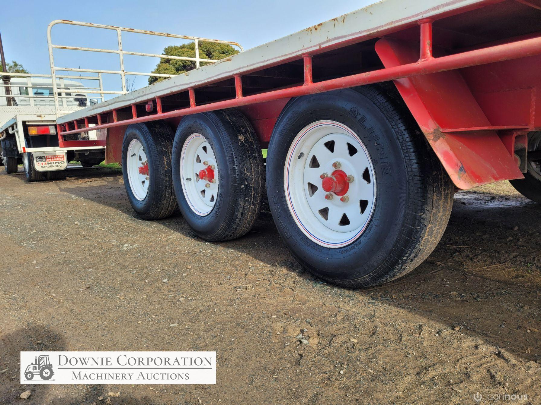 Tri-Axle 5m Trailer - photo 9
