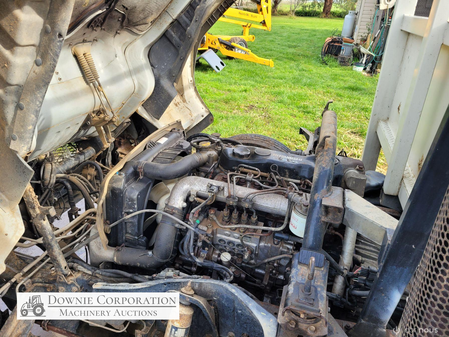 2002 Mitsubishi Canter Truck - photo 7