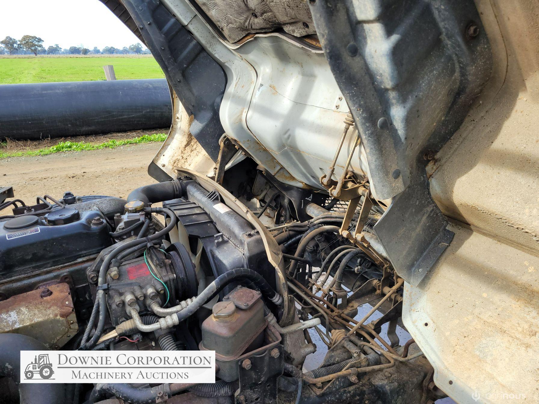 2002 Mitsubishi Canter Truck - photo 5
