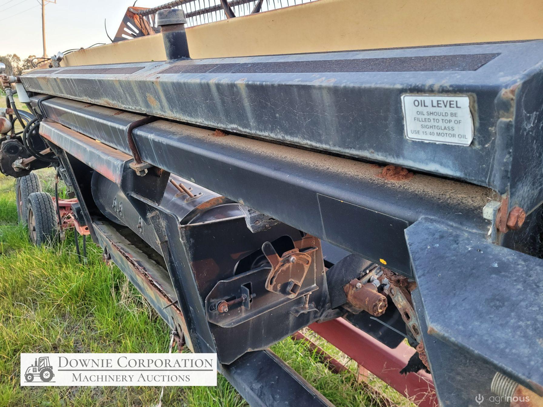 Honeybee 30ft Draper Front - photo 19