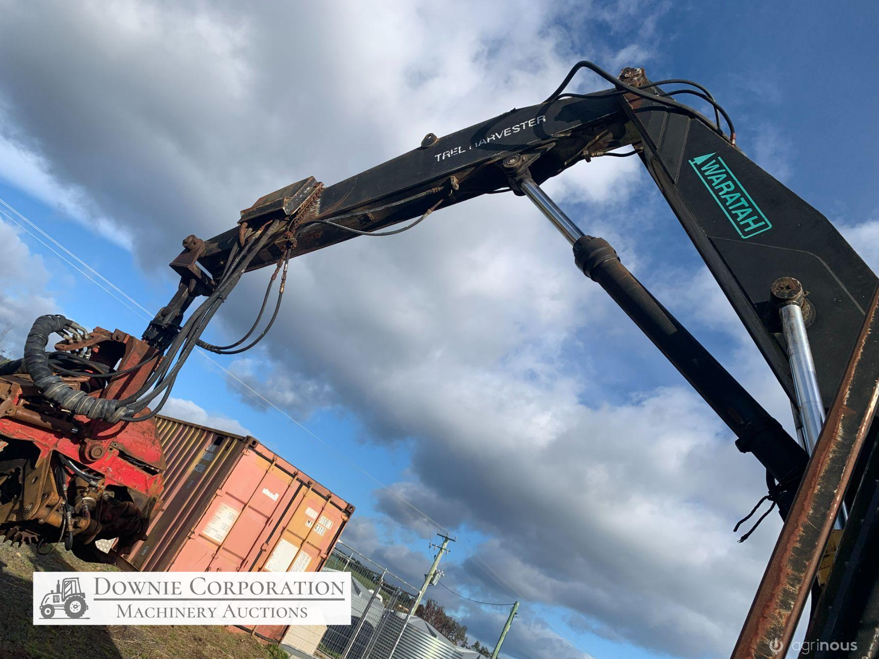 Cat E200B Excavator with 20 inch Waratah Head - photo 14