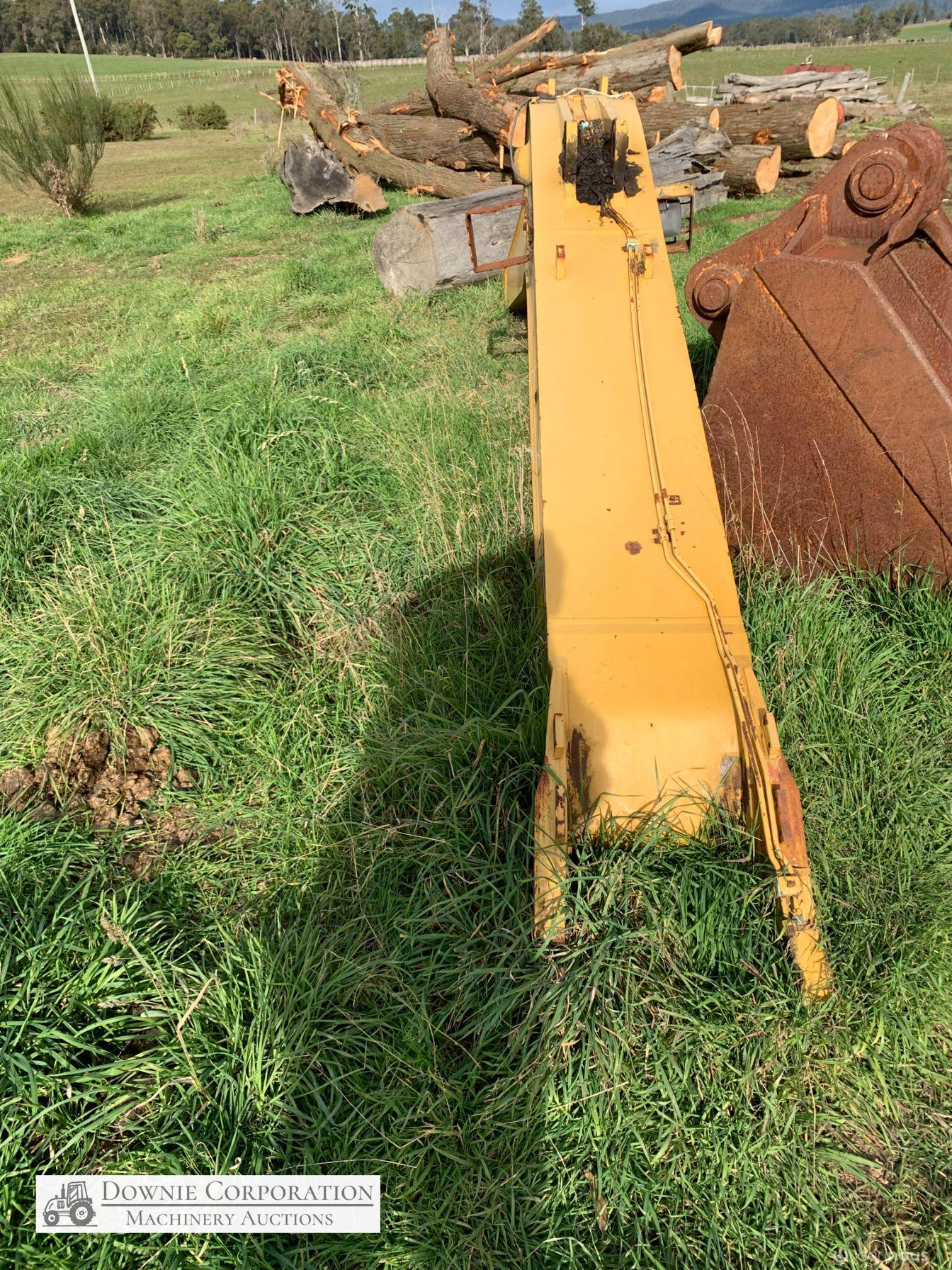 Boom for Cat Excavator - photo 4