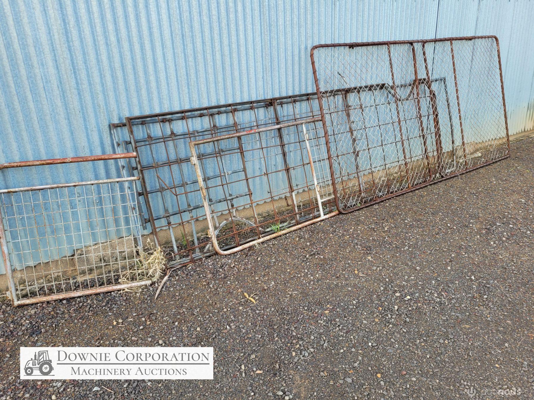 Wool Table & Assorted Gates