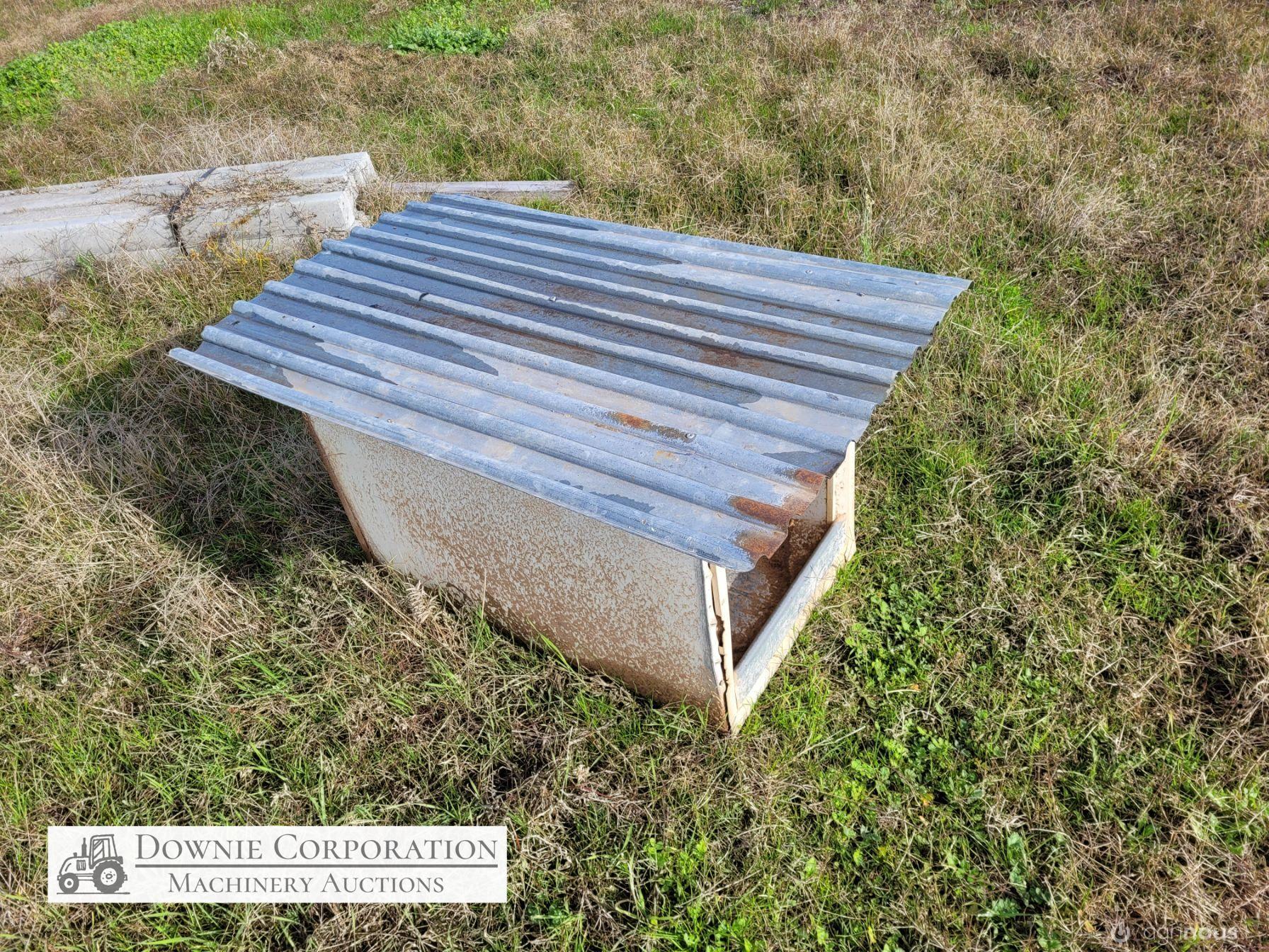 Dog Kennel & Shelving - photo 8