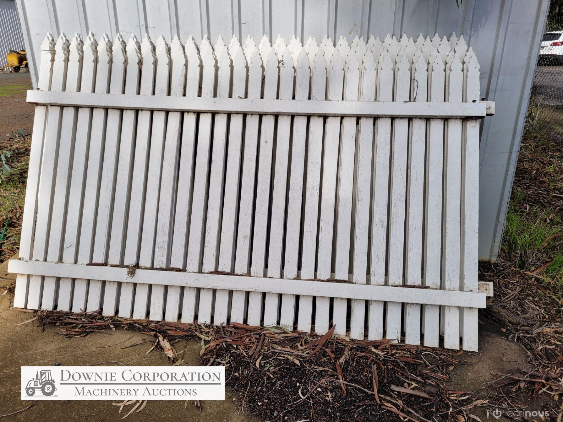 Picket Fencing & Gates - photo 5