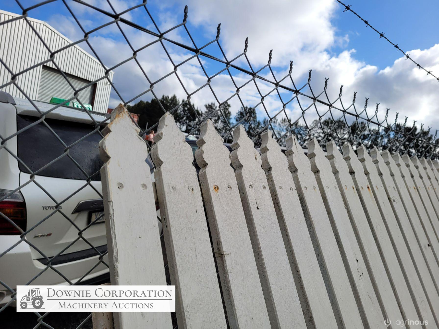 Picket Fencing & Gates - photo 9