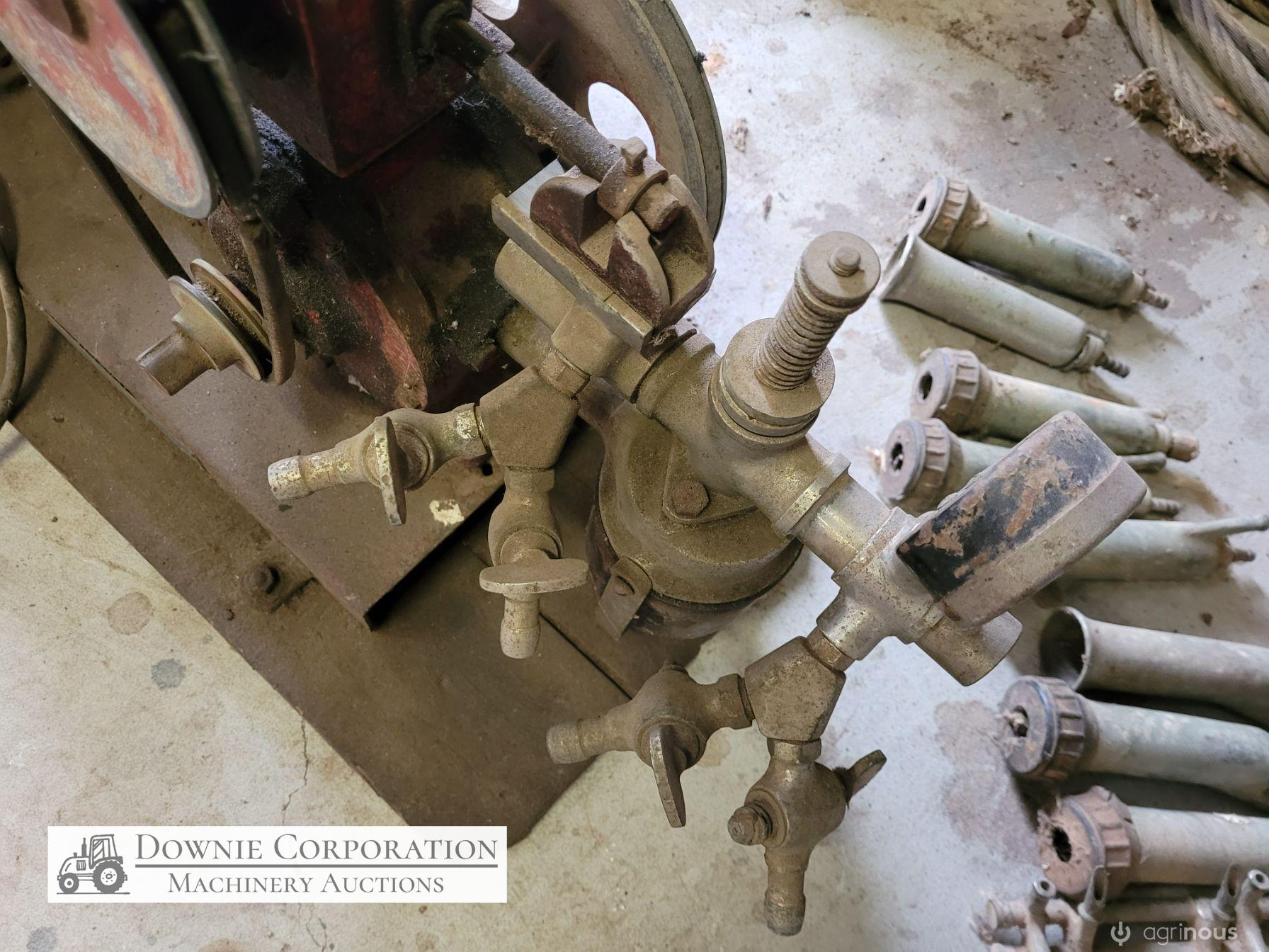 DANGER-GEM Antique Milking Machine - photo 2