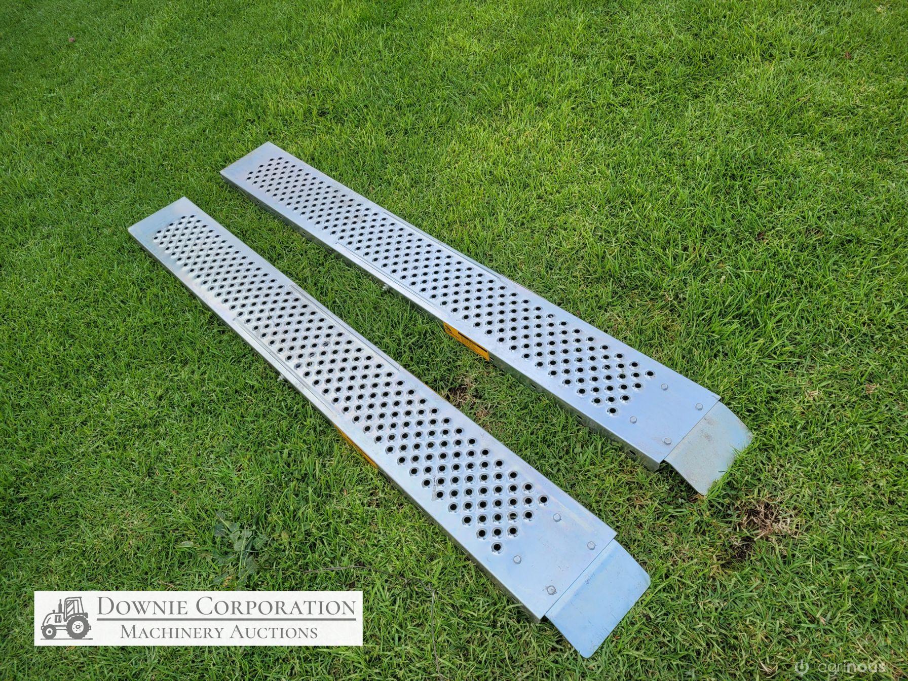 Loading Ramps x 2 - photo 2