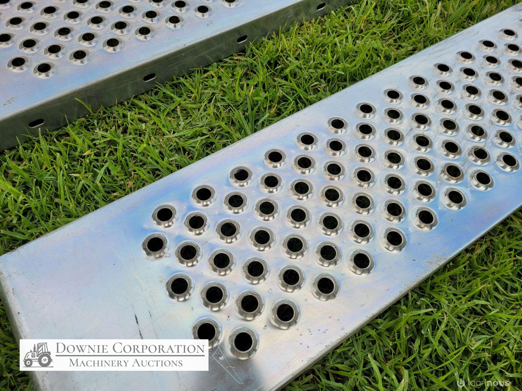 Loading Ramps x 2 - photo 5