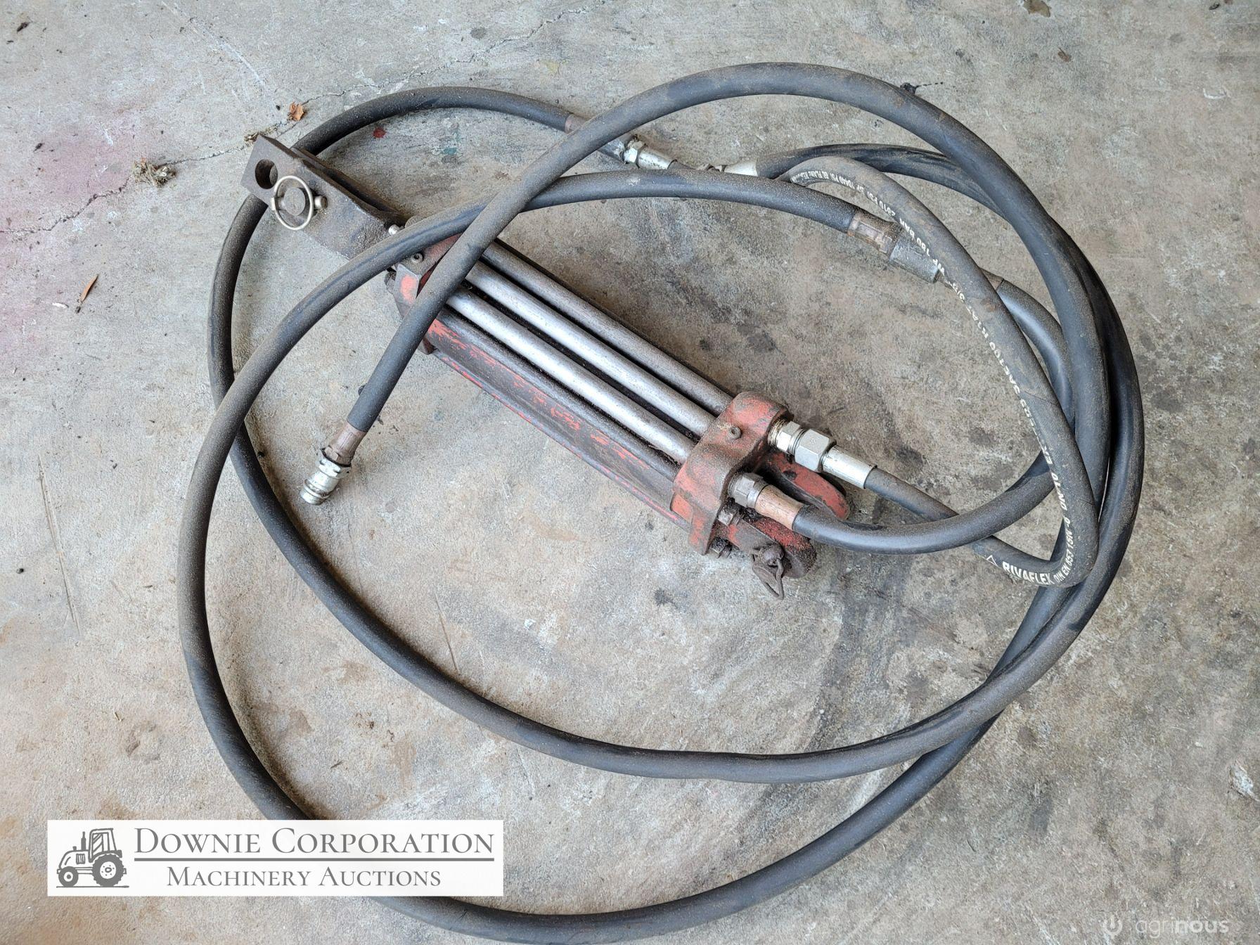 8" Hydraulic Ram with Hoses