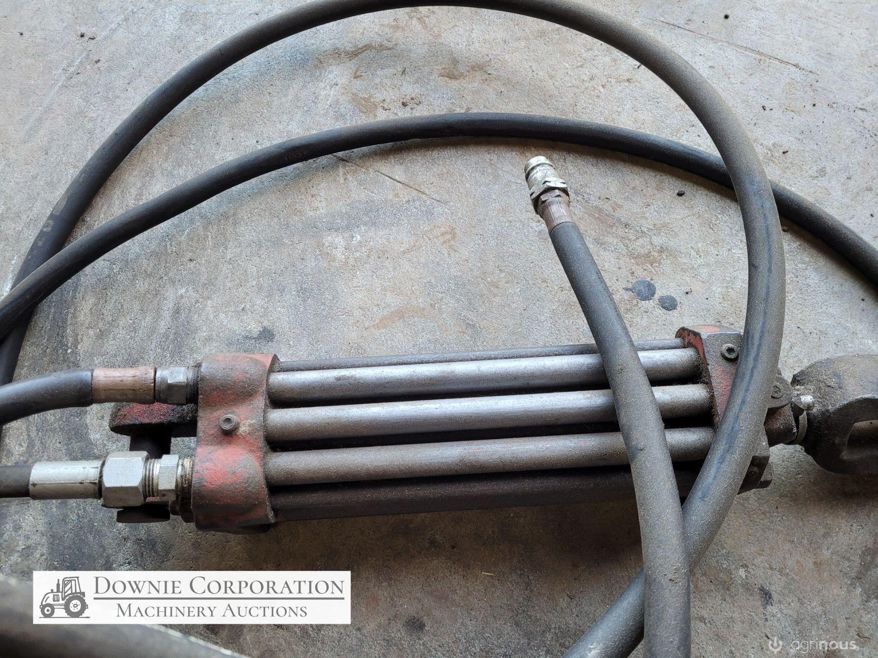 8" Hydraulic Ram with Hoses - photo 3