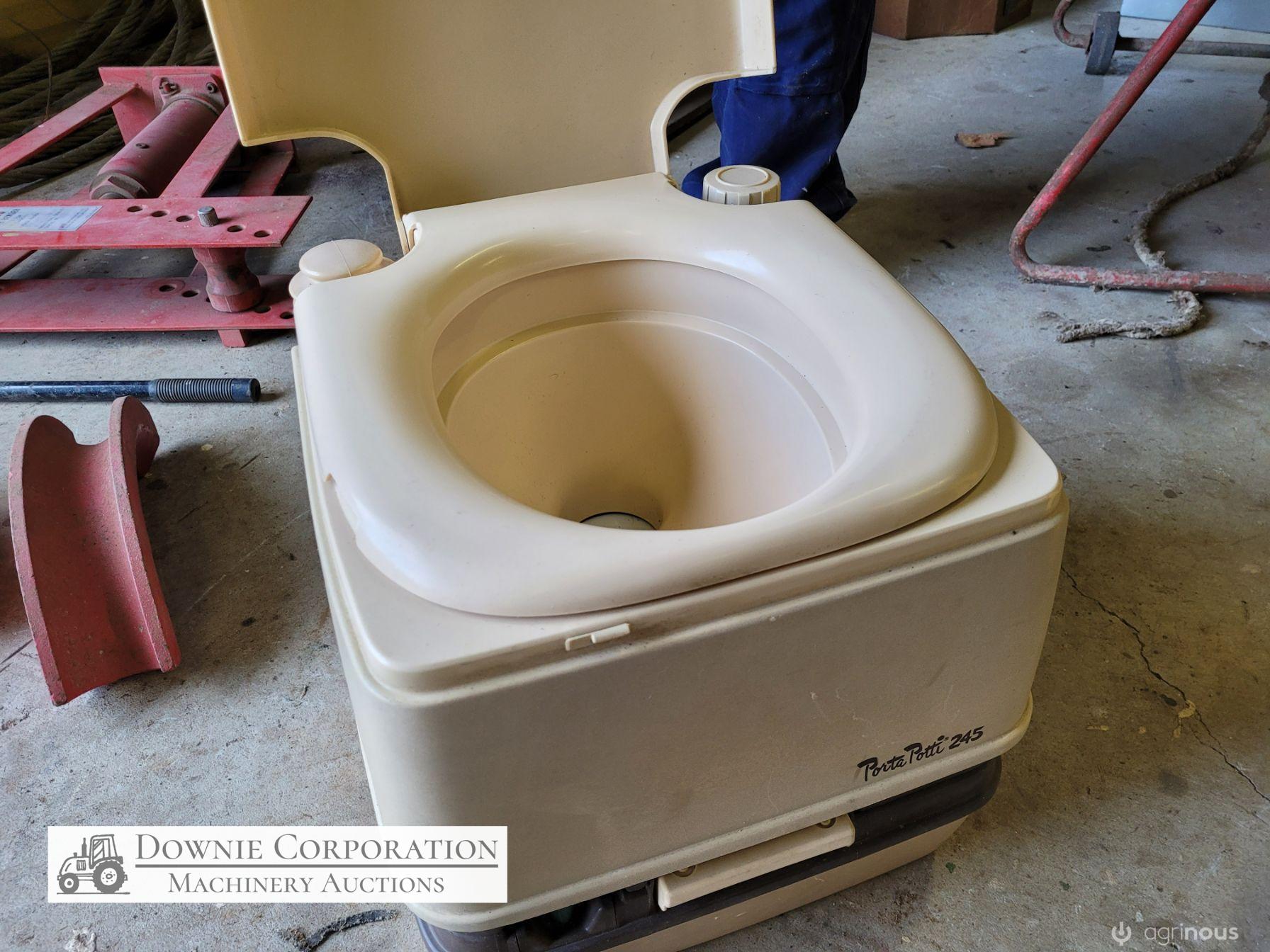 "Porta-Potti" Camping Toilet - photo 4
