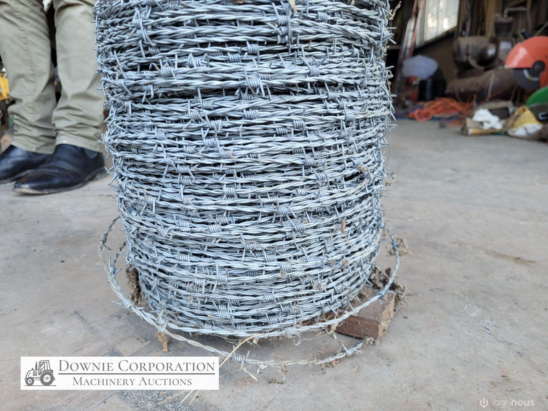 Roll of Barbwire & Gate Latches - photo 5
