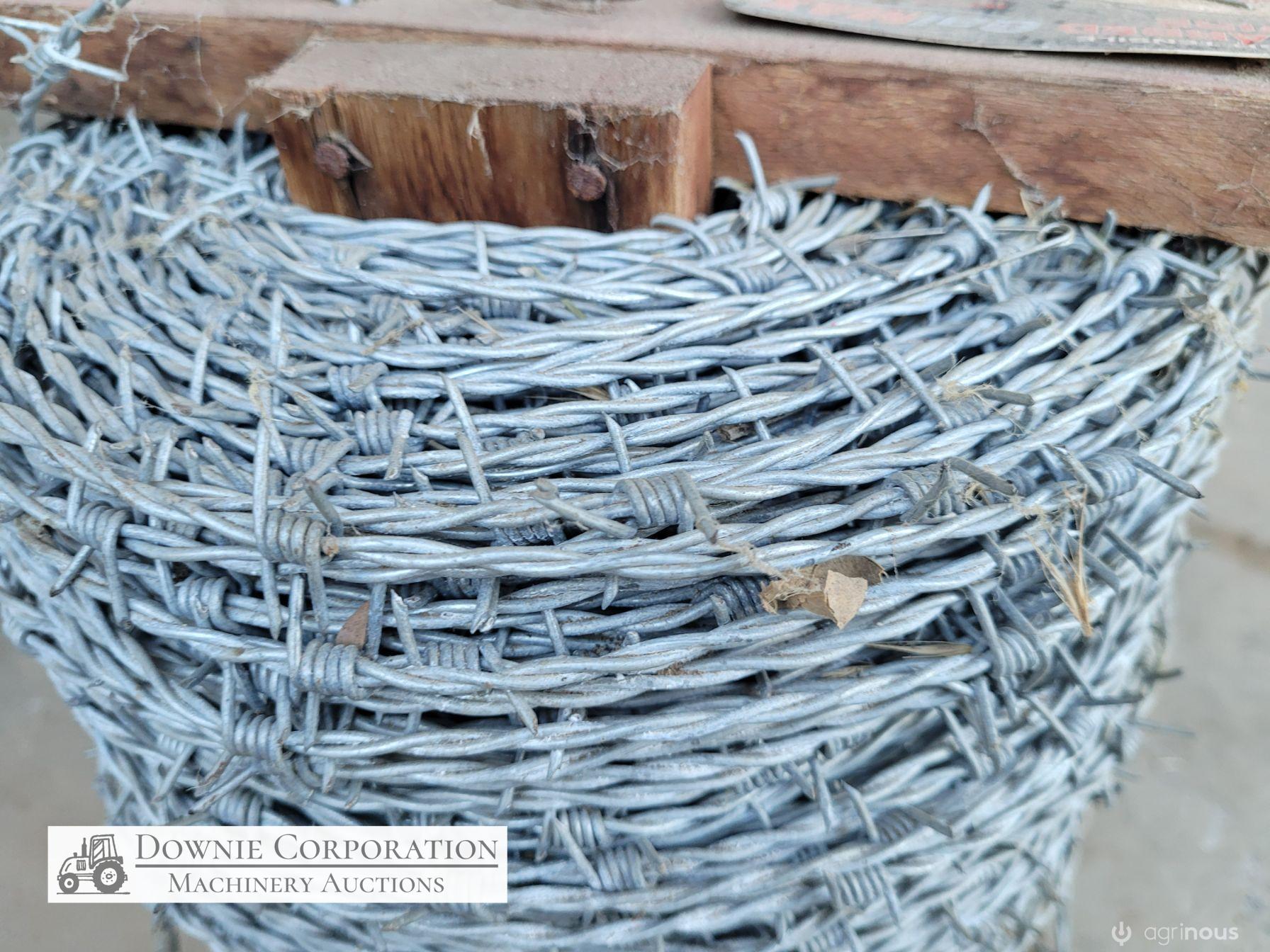 Roll of Barbwire & Gate Latches - photo 7