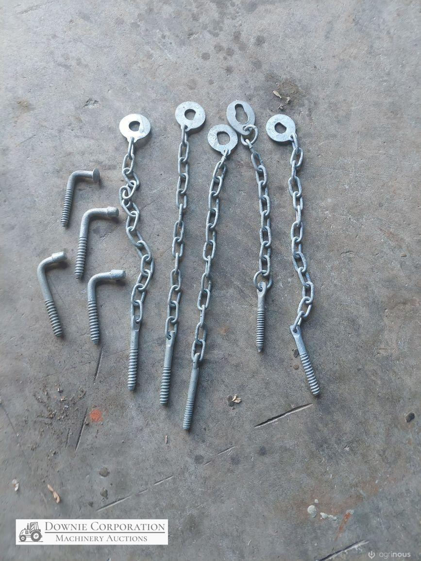 Roll of Barbwire & Gate Latches - photo 2