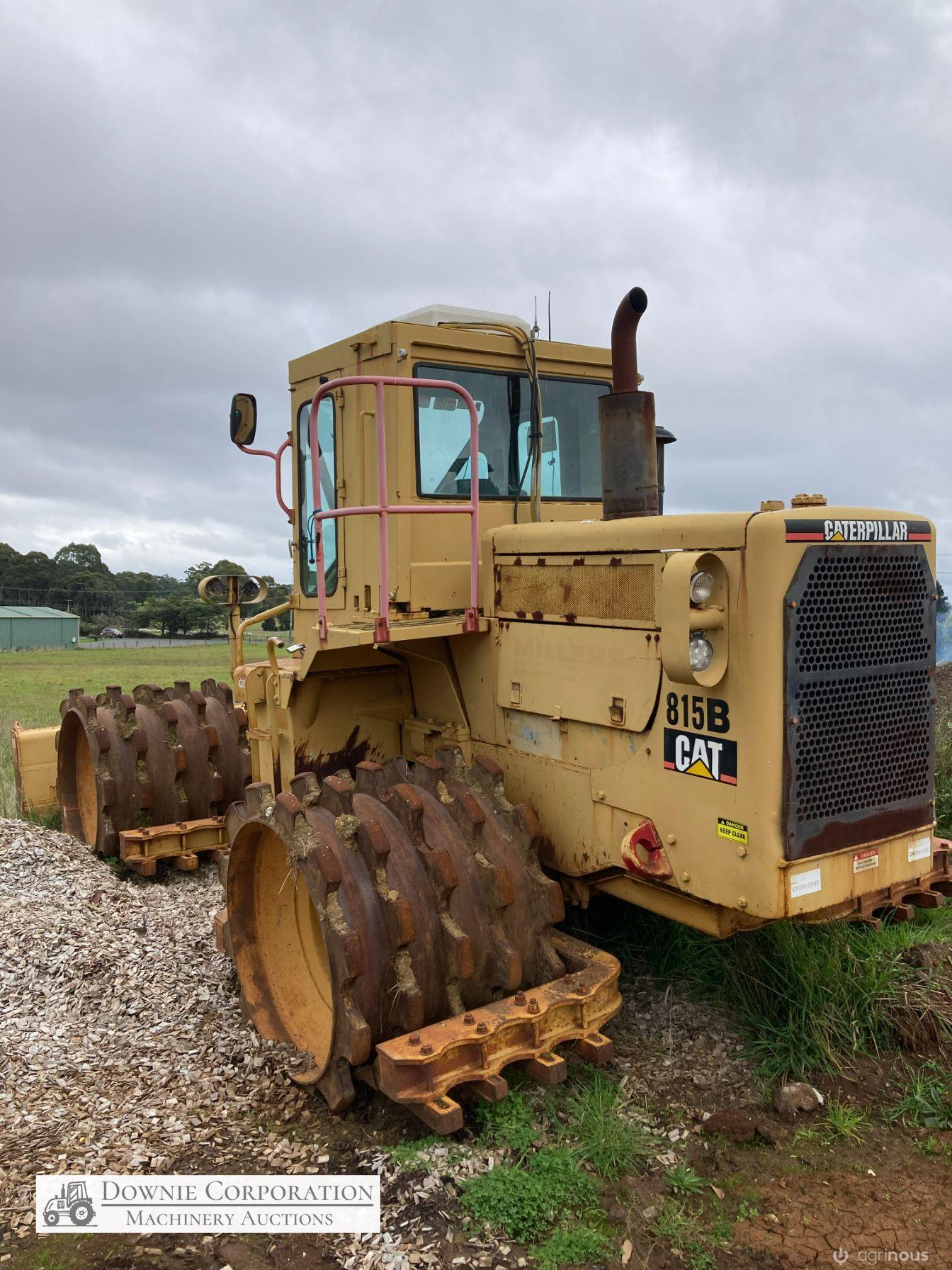 Caterpillar 815B Compactor - photo 3