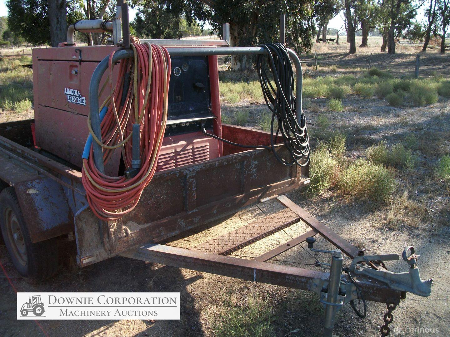 Lincoln SA500-1 Generator/Welder on Trailer