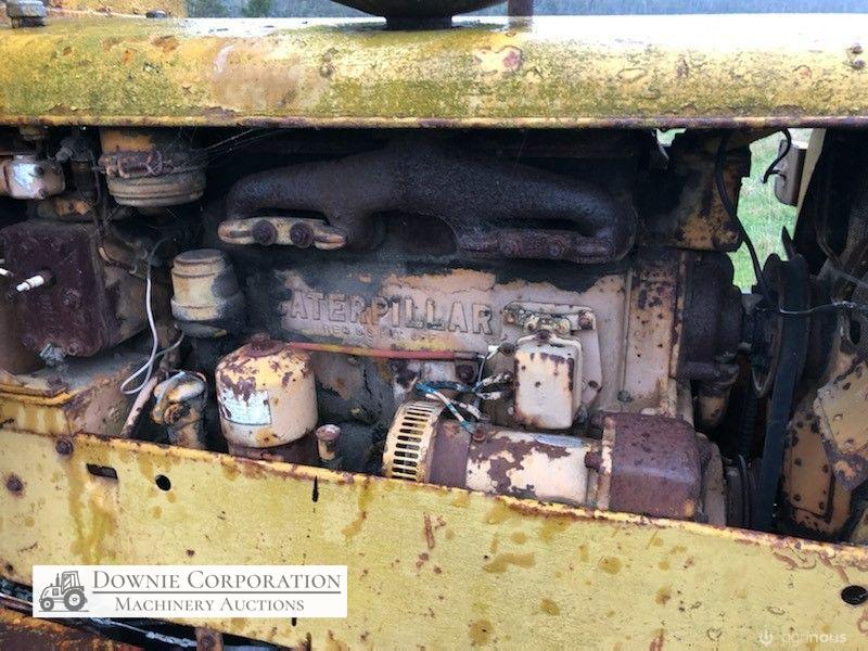 Cat 212 Road Grader - photo 17