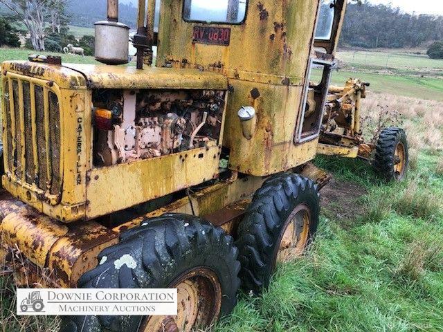 Cat 212 Road Grader - photo 16
