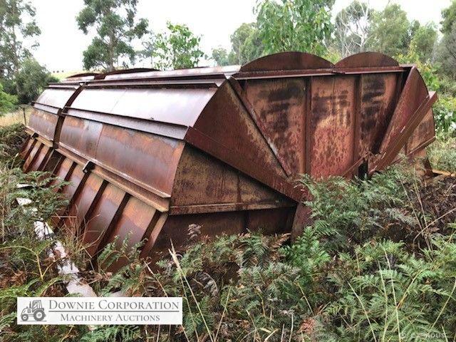 2x H/Duty Steel Dumping Hoppers - photo 3